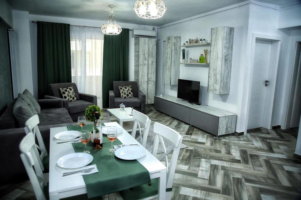 Myamar Apartment Mamaia Extérieur photo