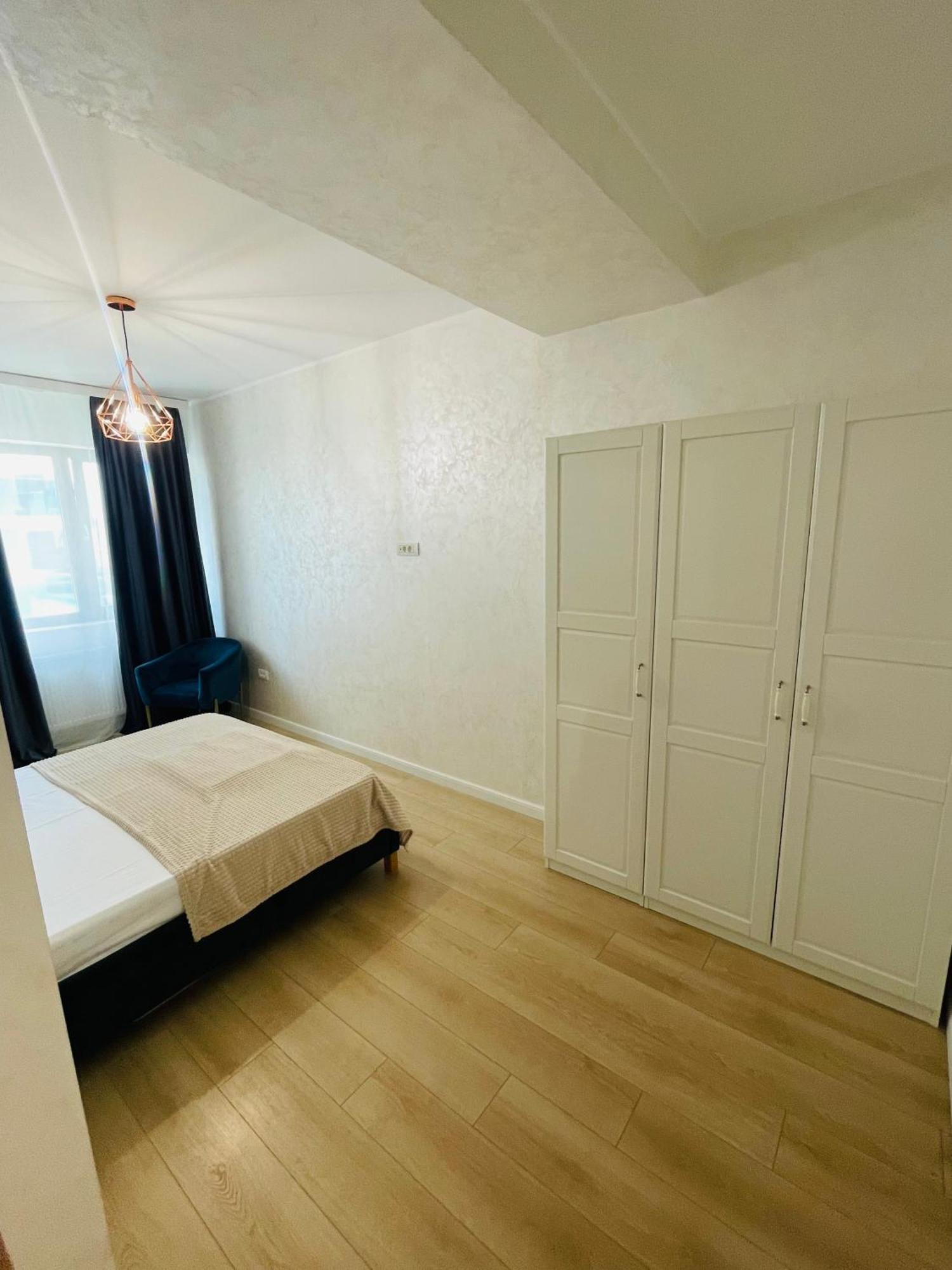 Myamar Apartment Mamaia Extérieur photo
