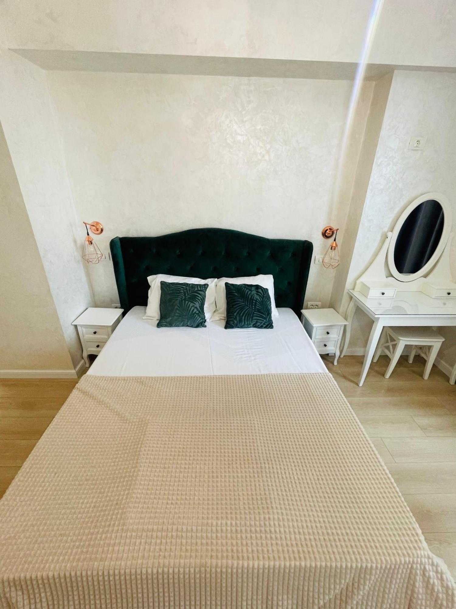 Myamar Apartment Mamaia Extérieur photo