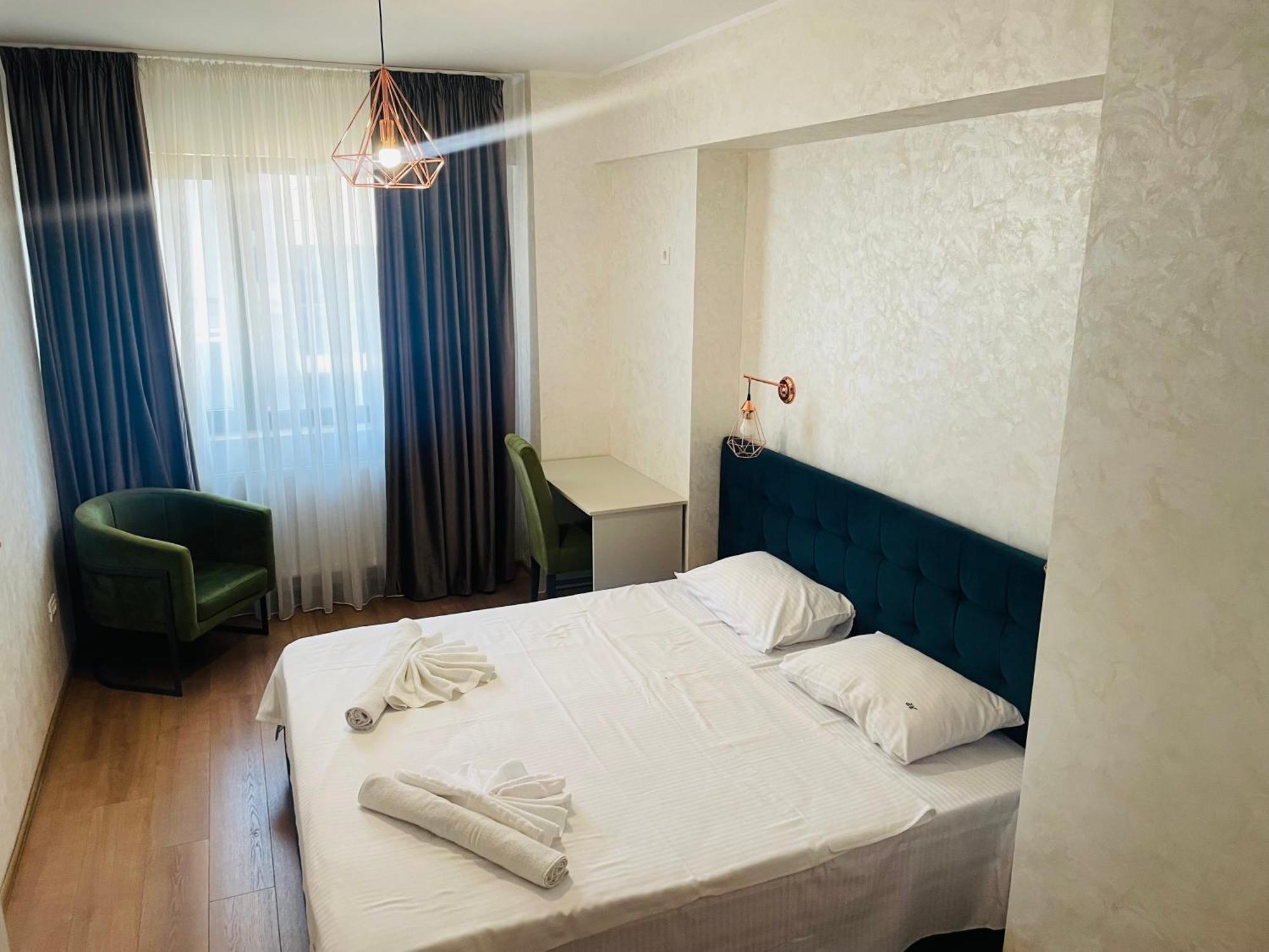 Myamar Apartment Mamaia Extérieur photo