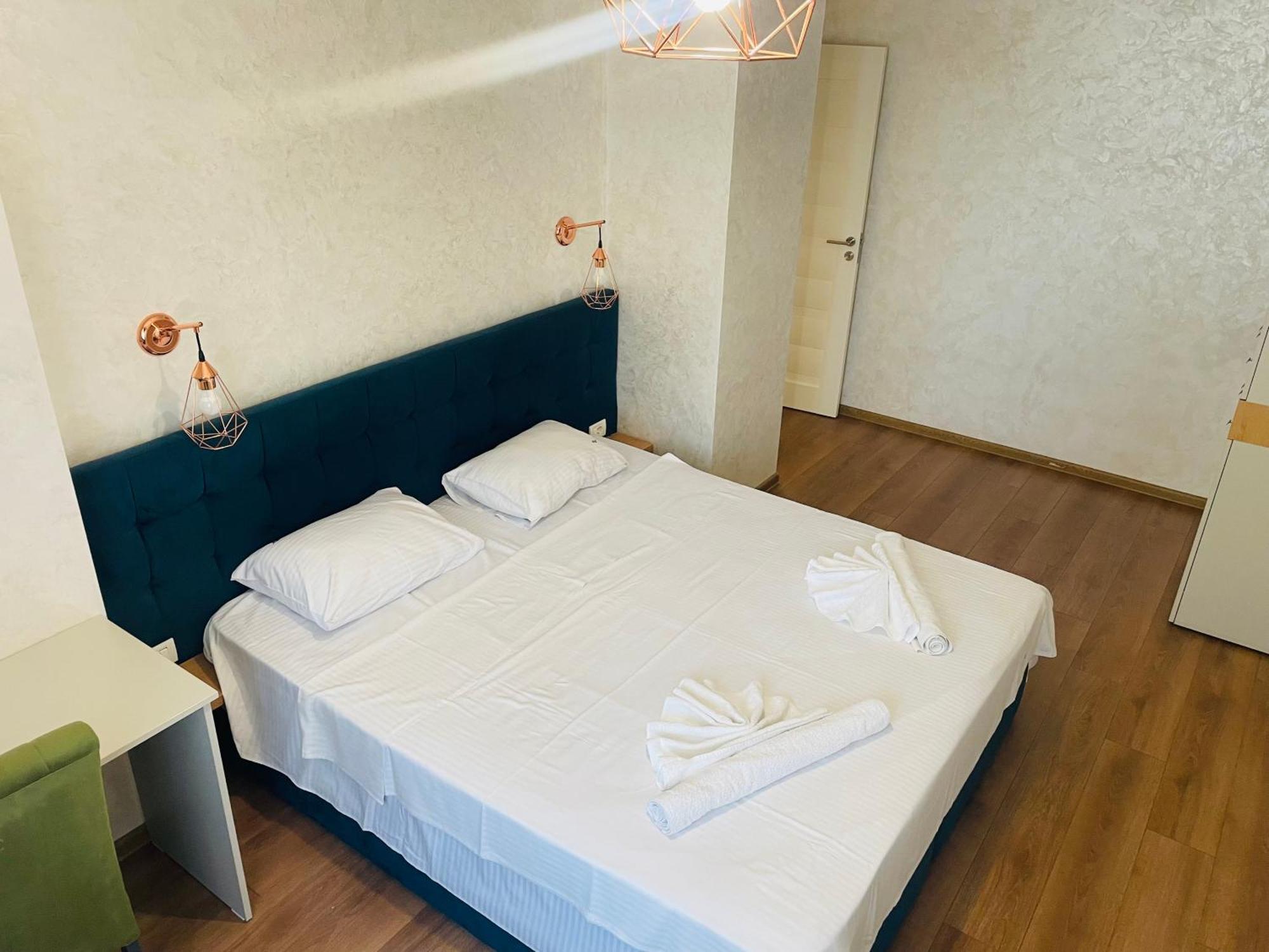 Myamar Apartment Mamaia Extérieur photo